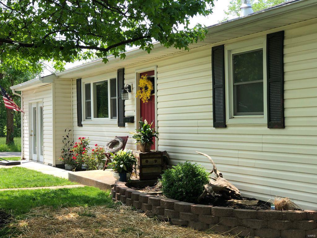 805 Spencer Street - Photo 1