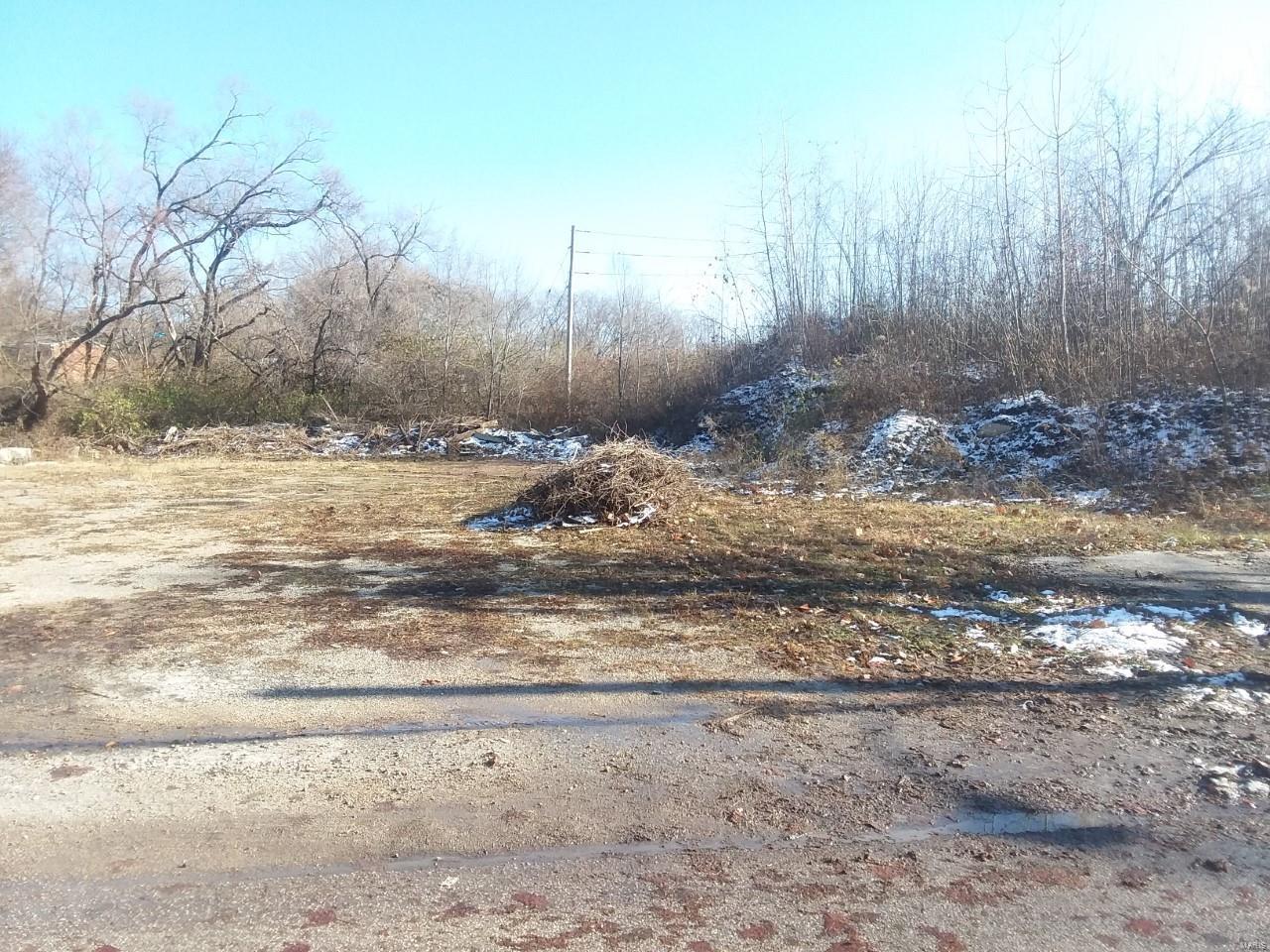 3646 Isolda Ave. - Photo 1