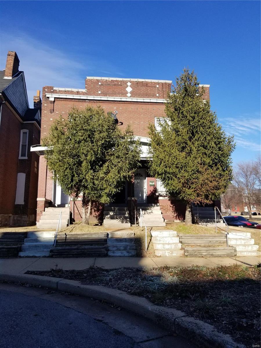 2801 Victor Street - Photo 1