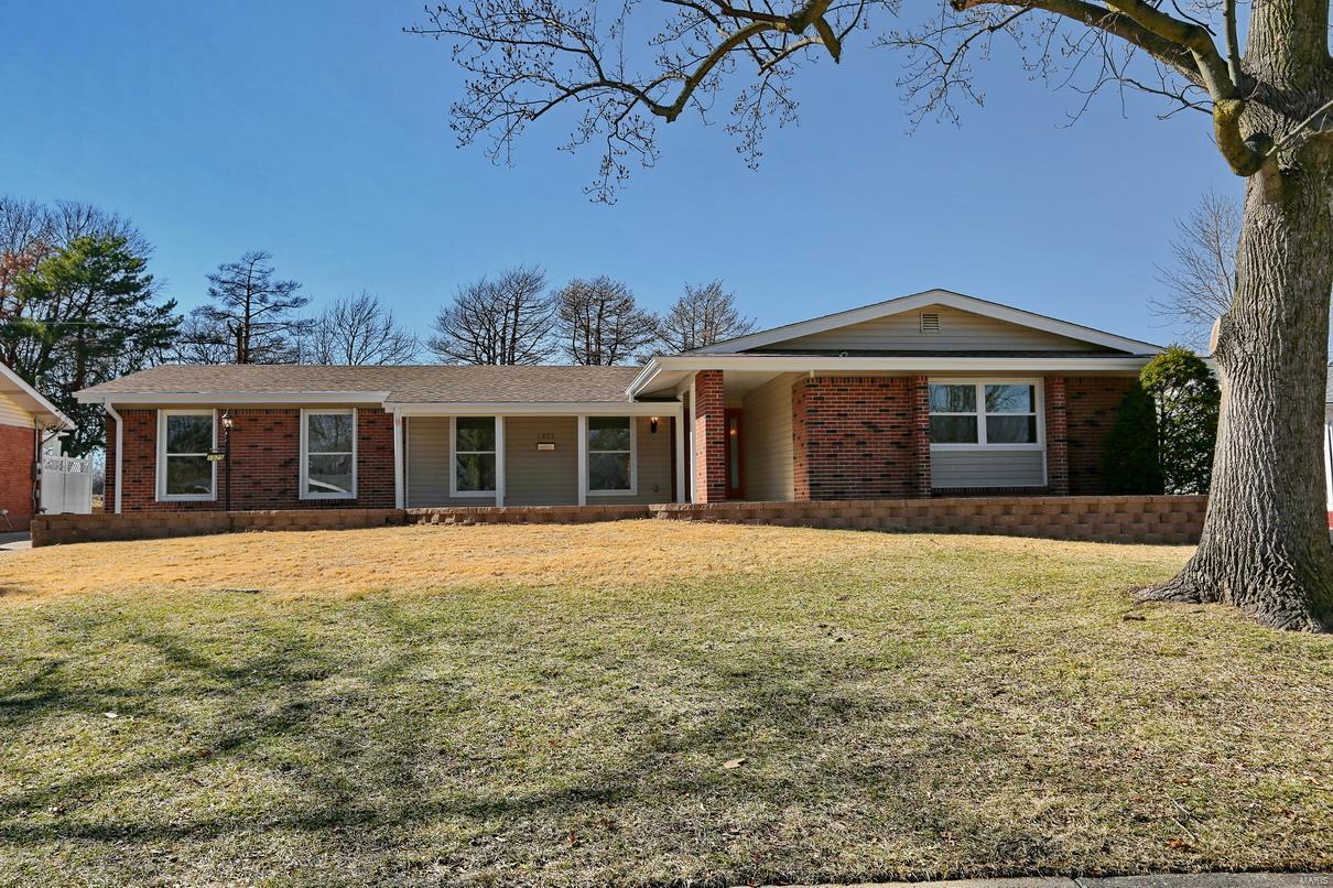 1075 Sulky Drive - Photo 1