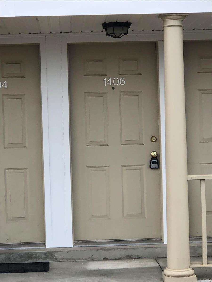 1406 Thrush Place - Photo 1