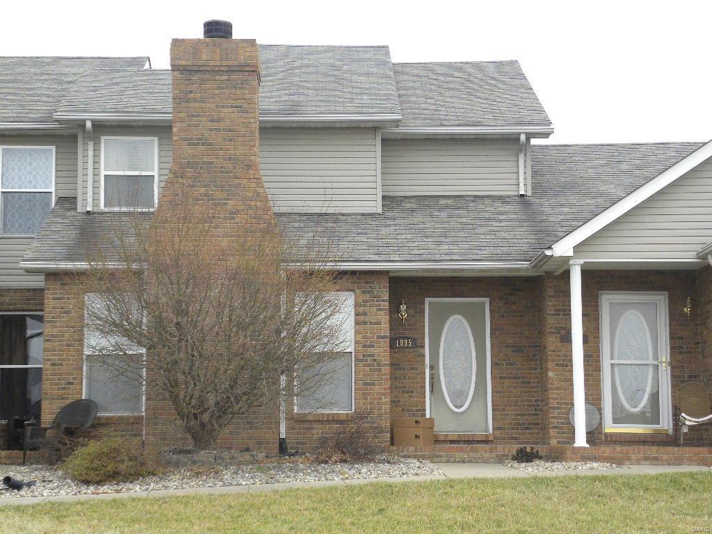 1005 Angela Court - Photo 1