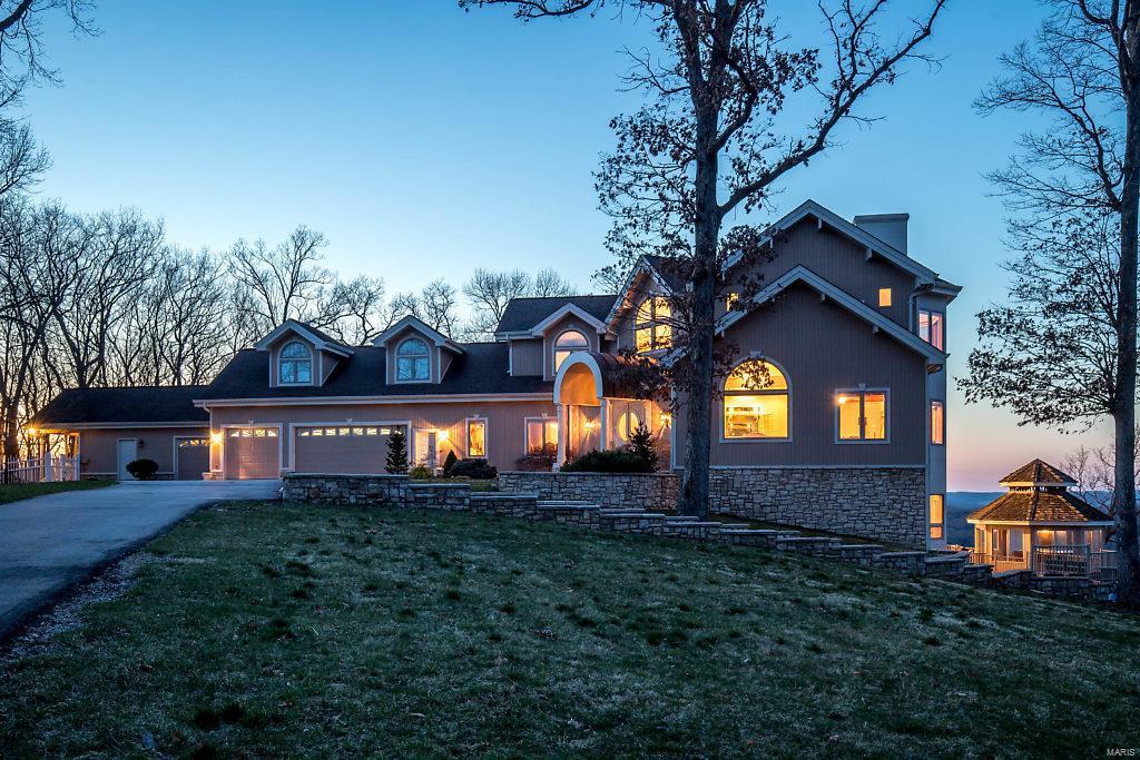 1115 Scenic Ridge Drive - Photo 1