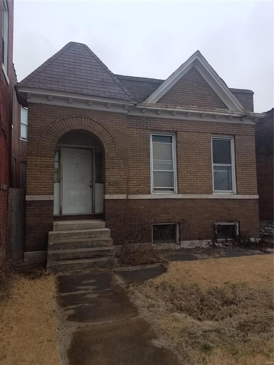 4504 Virginia Avenue - Photo 1