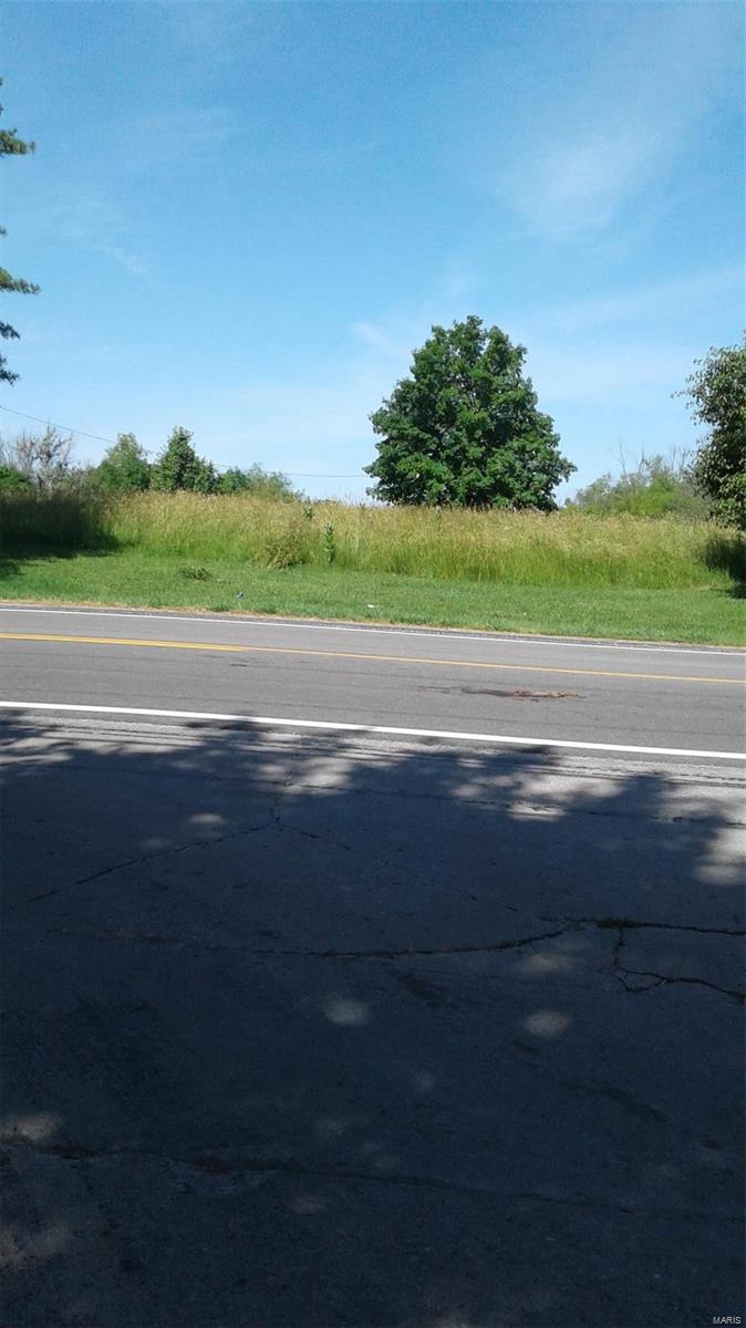 2331 Bluff Dr - Photo 1