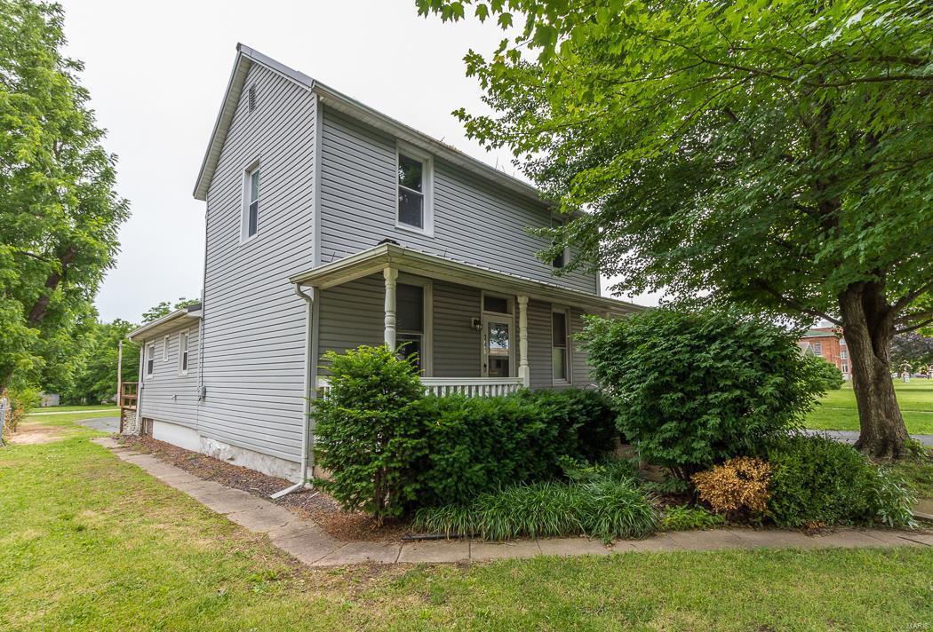 342 Adams - Photo 1
