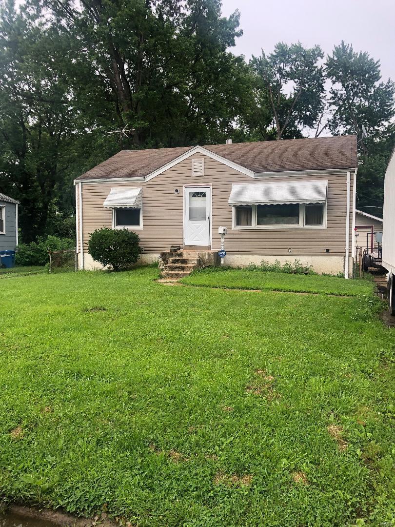 6352 Everett Drive - Photo 1