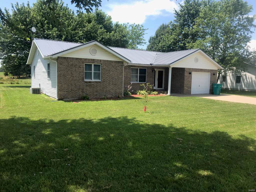 1008 Johnson Ave - Photo 1
