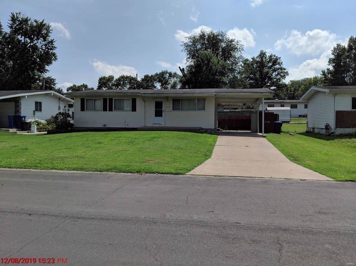 1470 Boulder Drive - Photo 1