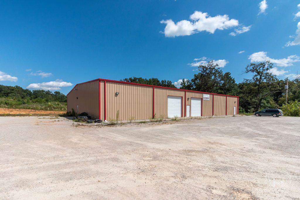 2301 Maud - Photo 1