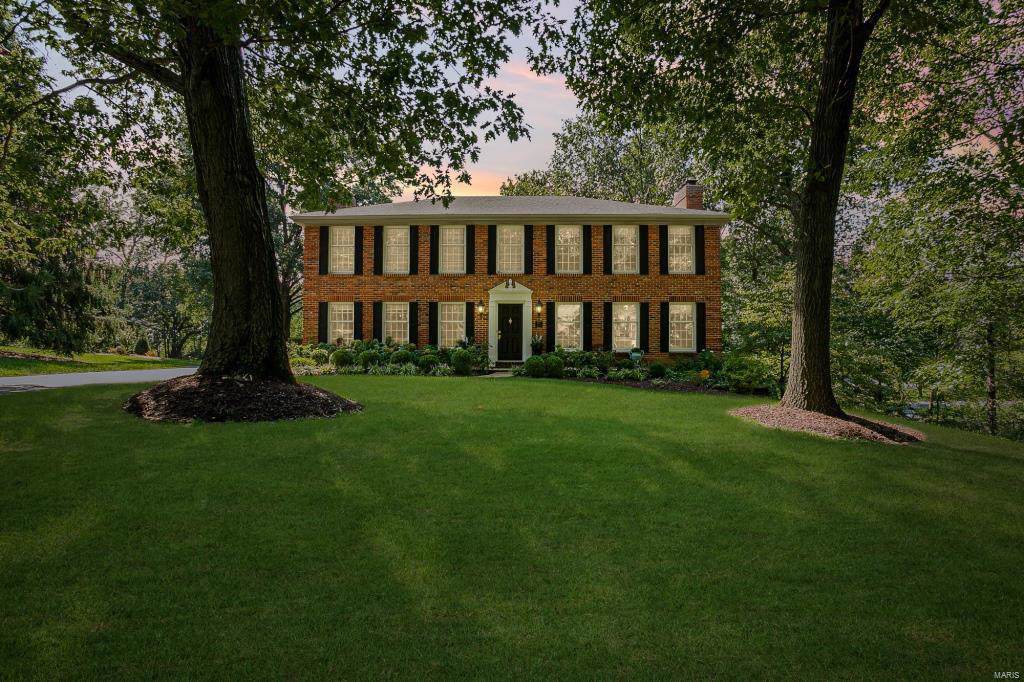 863 Amersham Drive - Photo 1