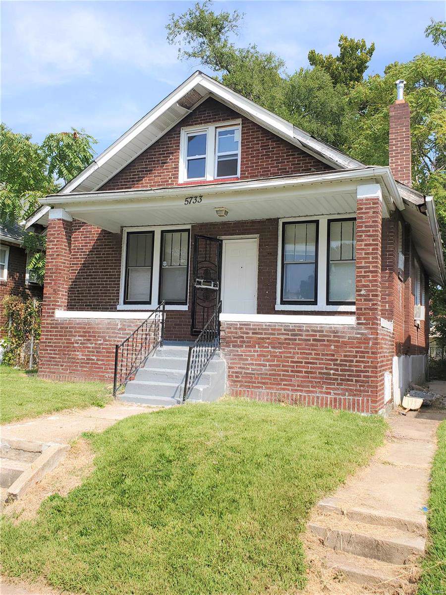 5733 Amelia Avenue - Photo 1