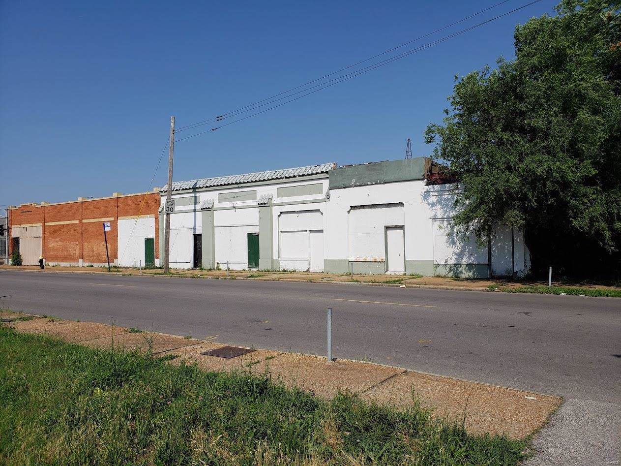 709 Taylor Avenue - Photo 1