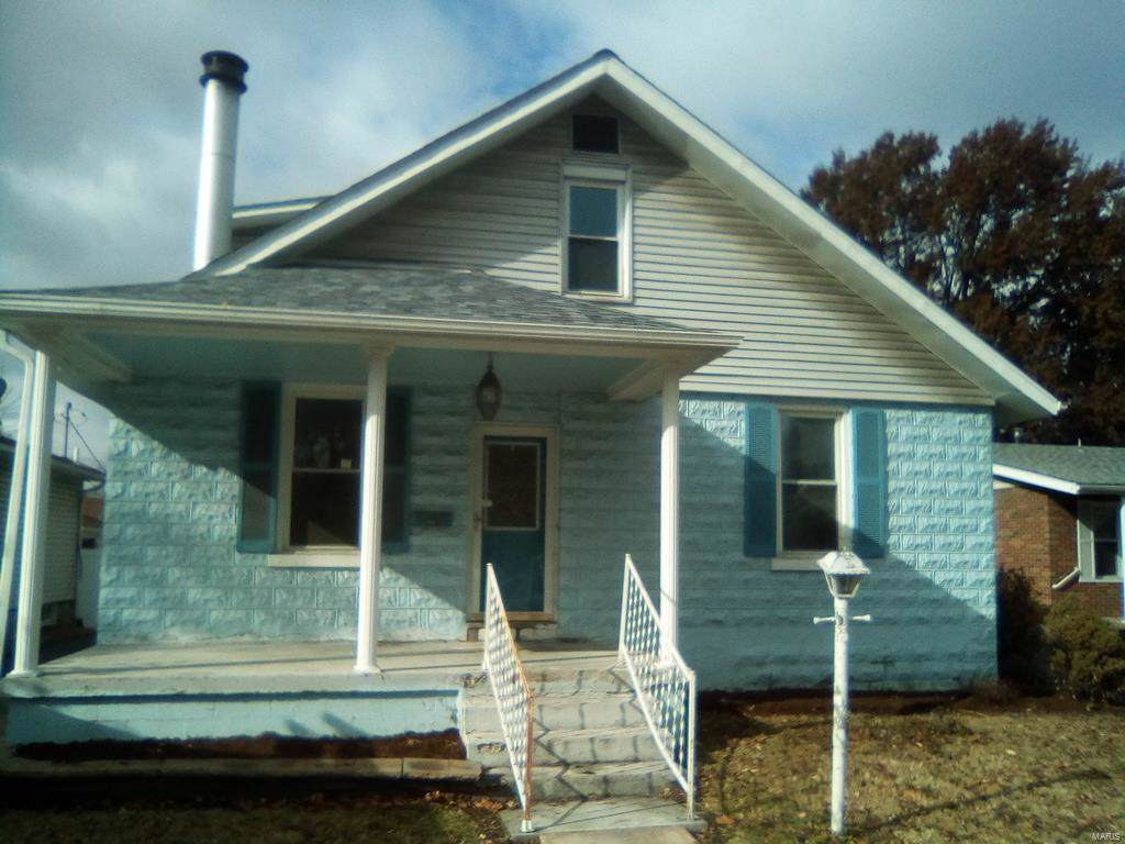 2911 Oregon Avenue - Photo 1