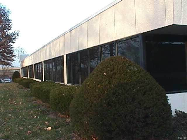 1700 Gilsinn Lane - Photo 1