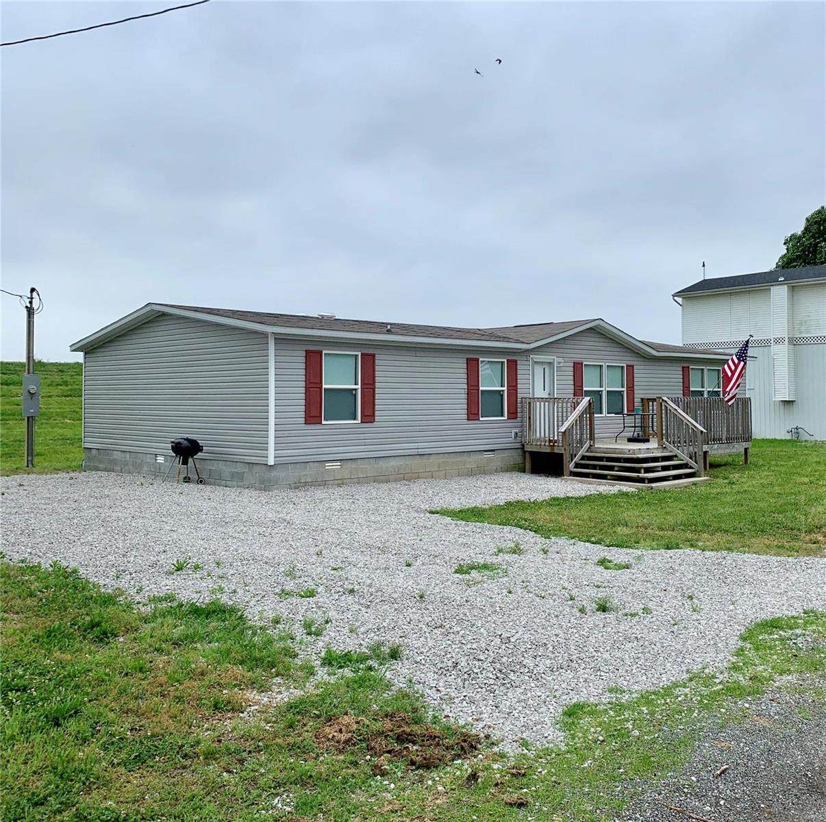 624 Main Street - Photo 1