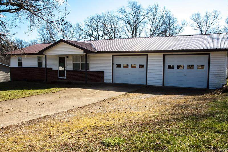 77 Walnut - Photo 1