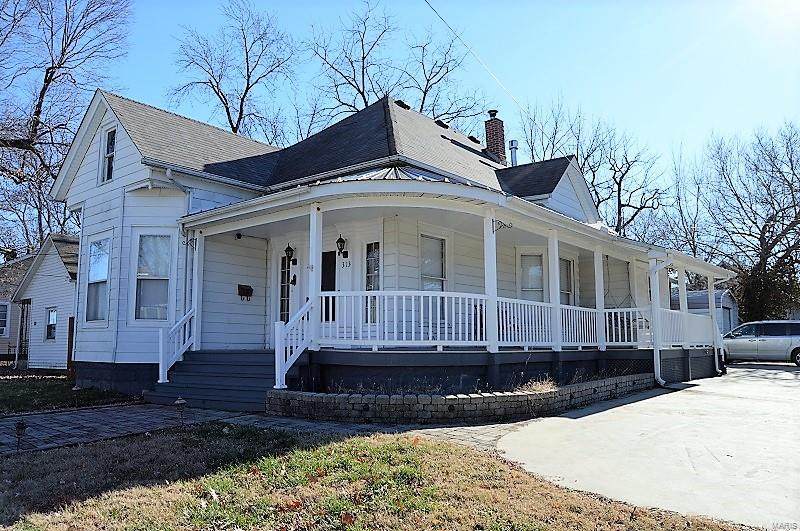 313 Sycamore Street - Photo 1