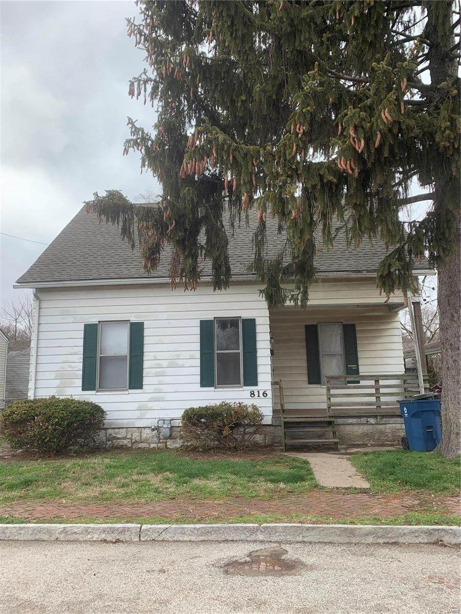 816 Arch Street - Photo 1