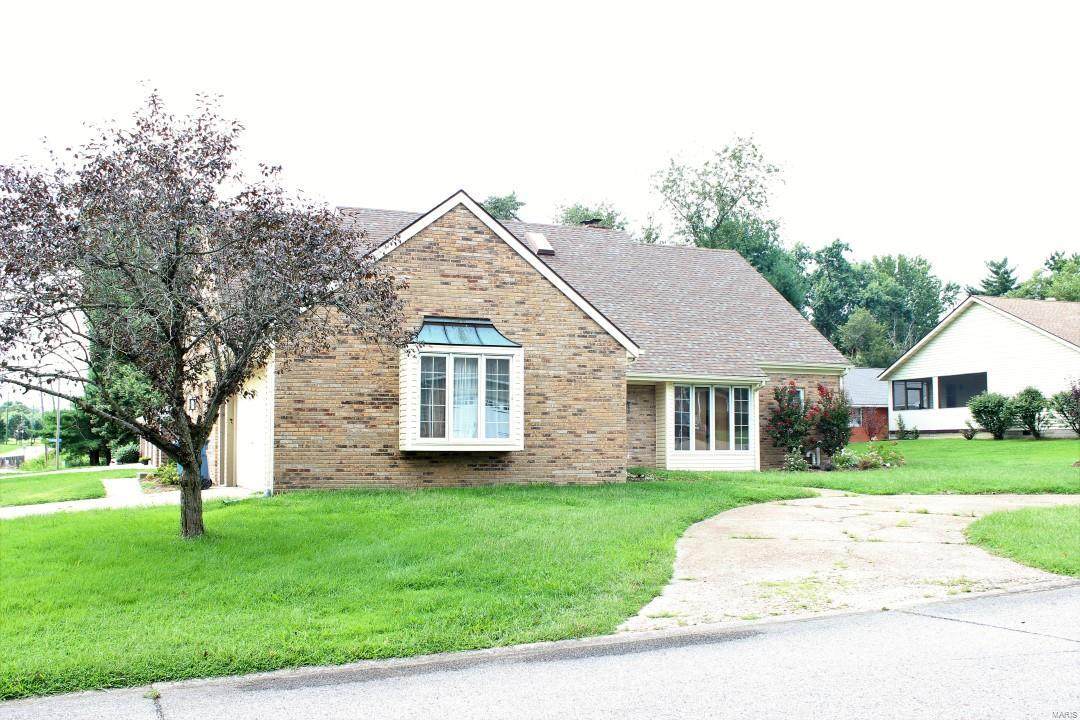 1204 Abbey Lane - Photo 1