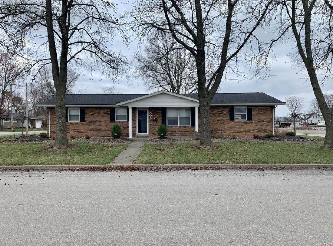 504 Main - Photo 1