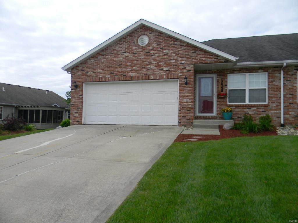 344 Jarvis Court - Photo 1