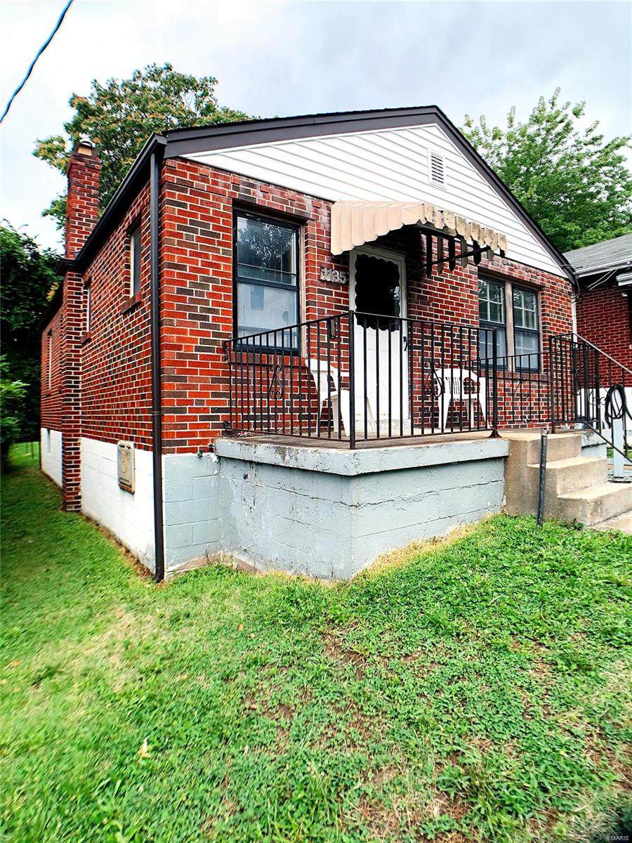 1135 Backer Street - Photo 1