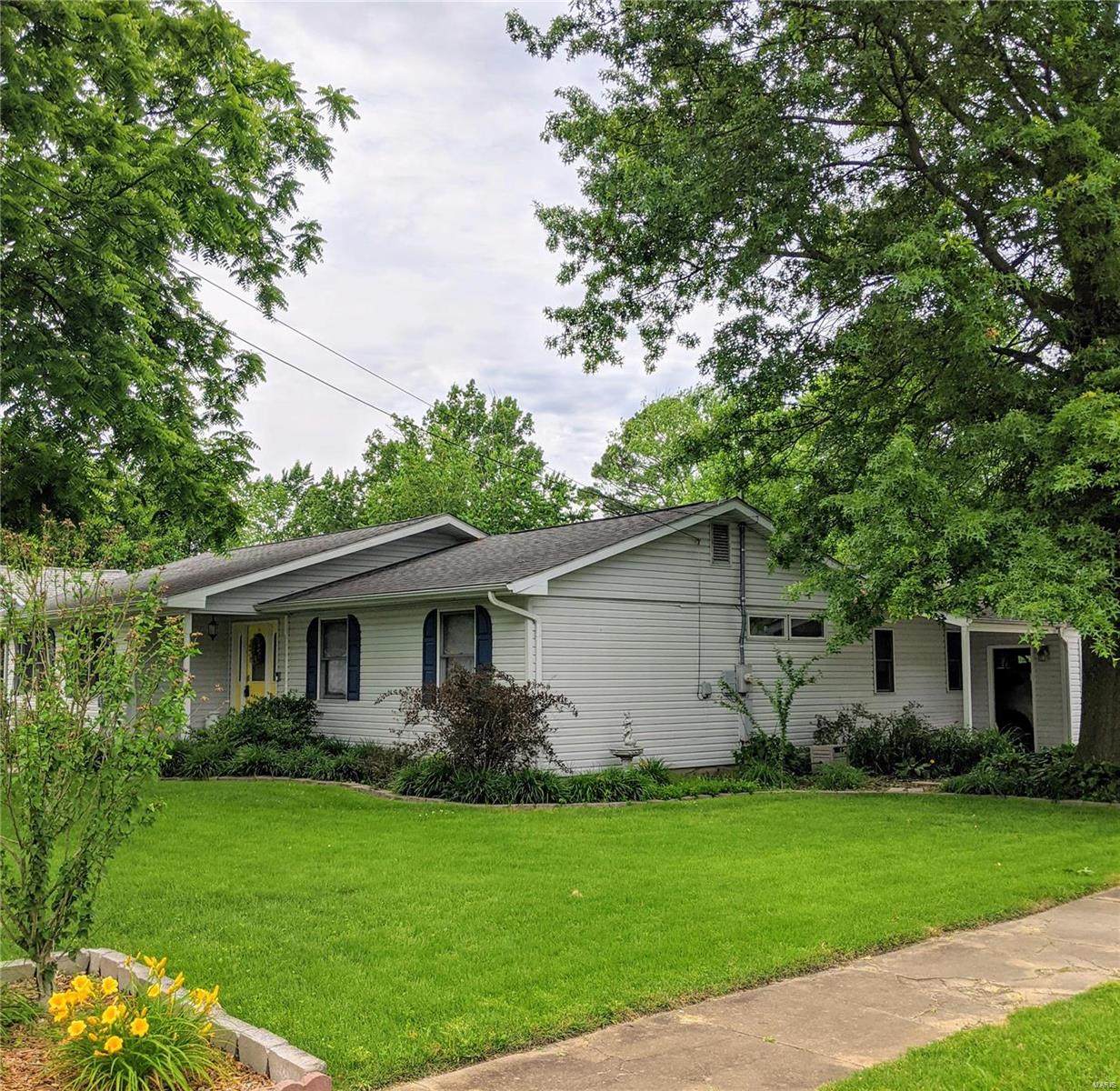 1100 Chestnut Street - Photo 1