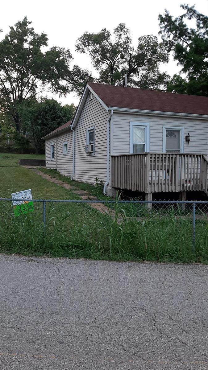 2142 High Street - Photo 1