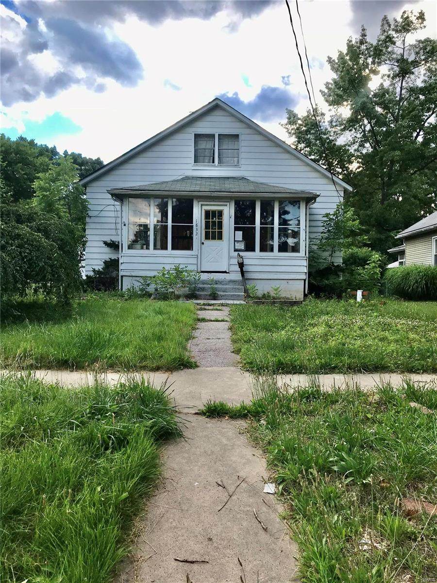 1832 Park Avenue - Photo 1