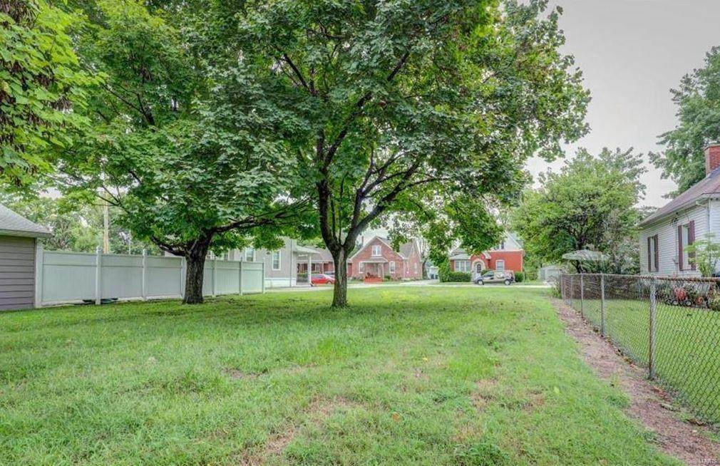 209 4th Street - Photo 1
