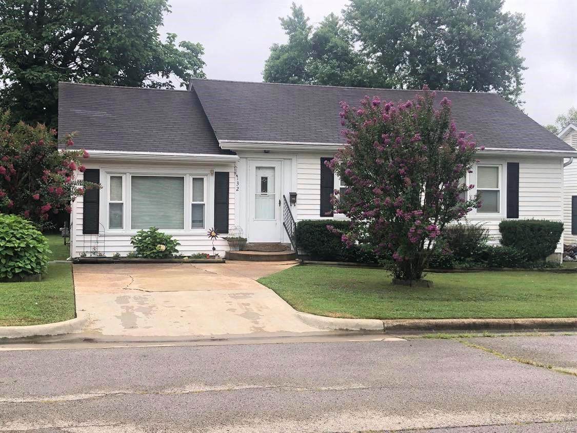 132 Catalpa Lane - Photo 1