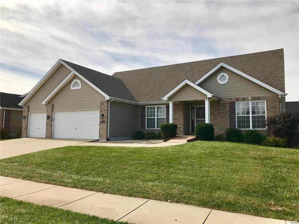 1109 Simeon Drive - Photo 1