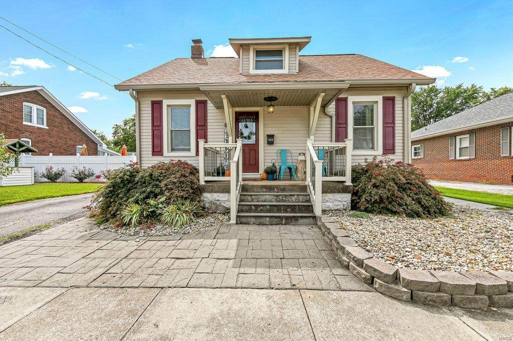 404 White - Photo 1