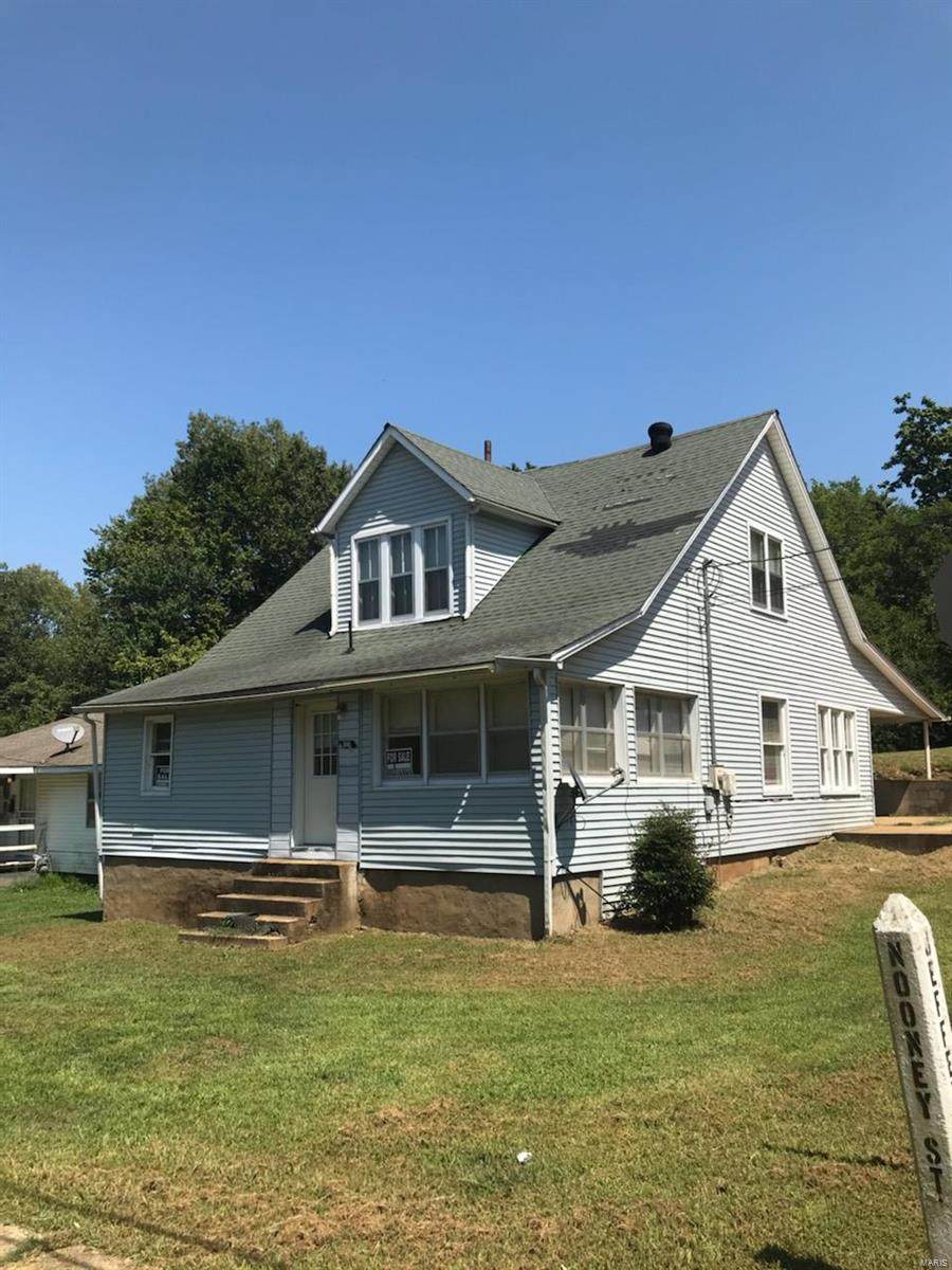 1002 Nooney St - Photo 1