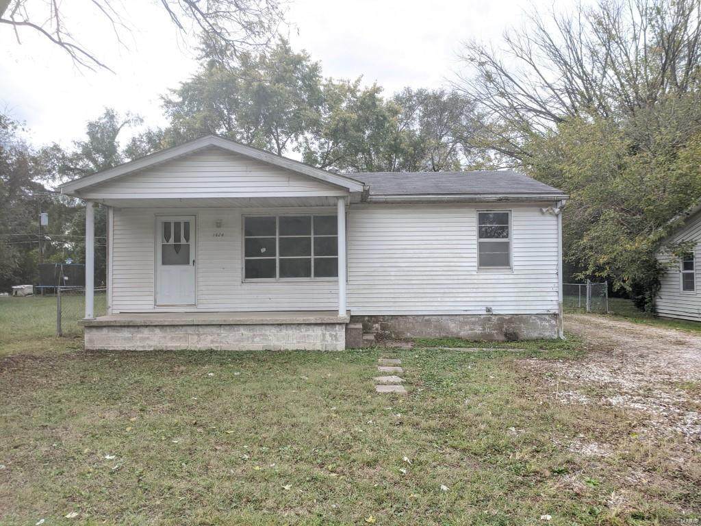 1624 Doris Avenue - Photo 1