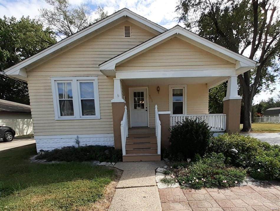 431 Prairie Street - Photo 1