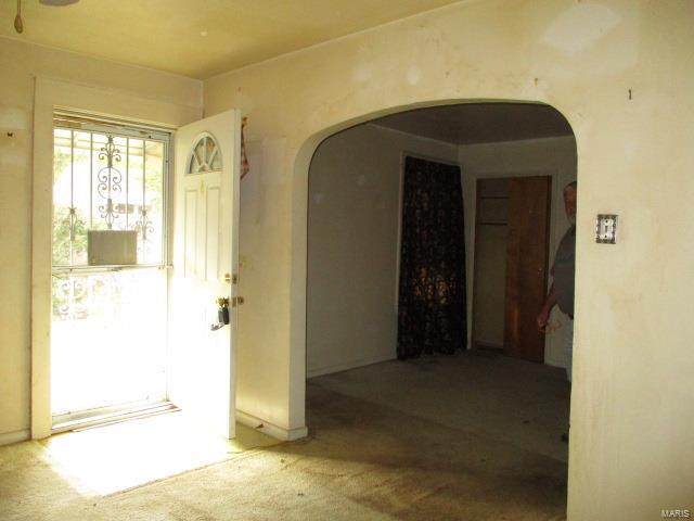 3310 Coles Avenue - Photo 1