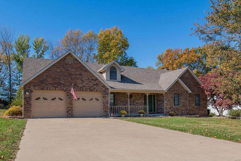 465 Spruce - Photo 1