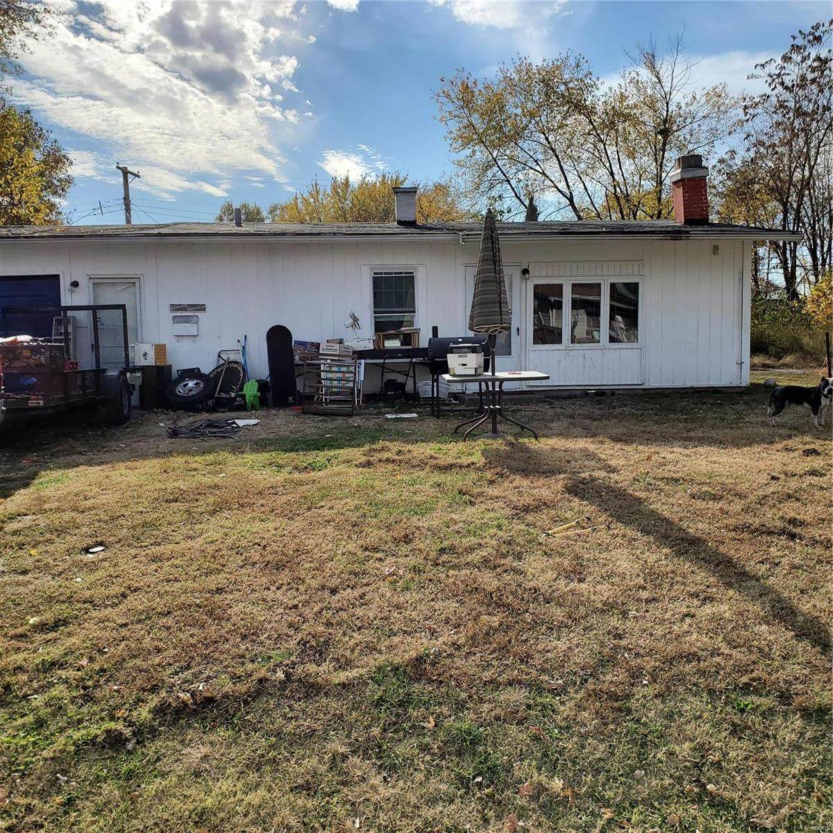 1114 St Helena - Photo 1