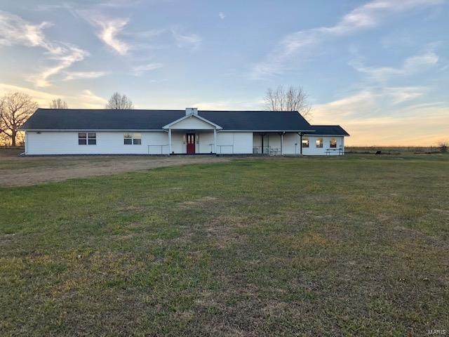 33901 Navy Drive - Photo 1