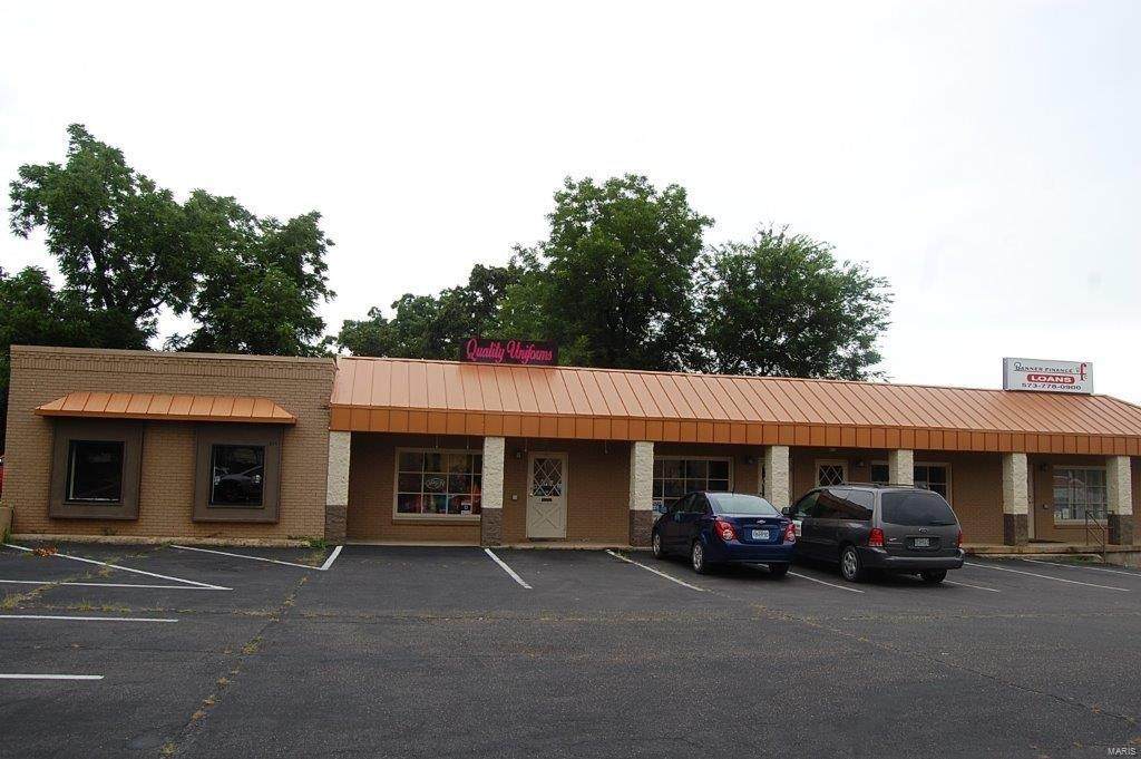 803 Pine - Photo 1