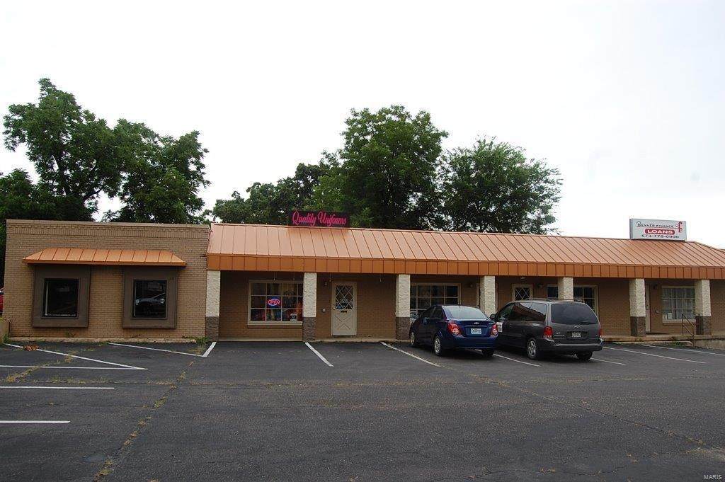 807 Vine - Photo 1