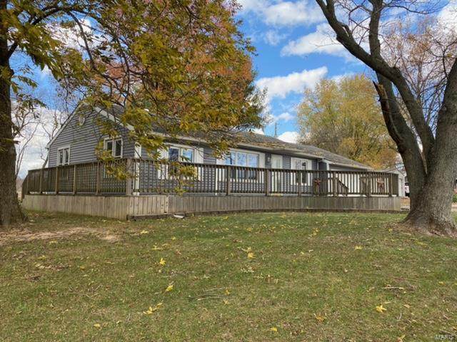 2821 Broadway - Photo 1