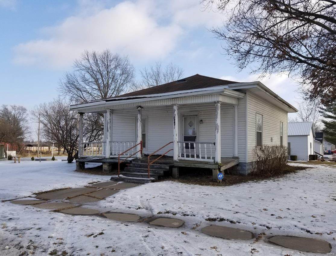 300 4th Street - Photo 1