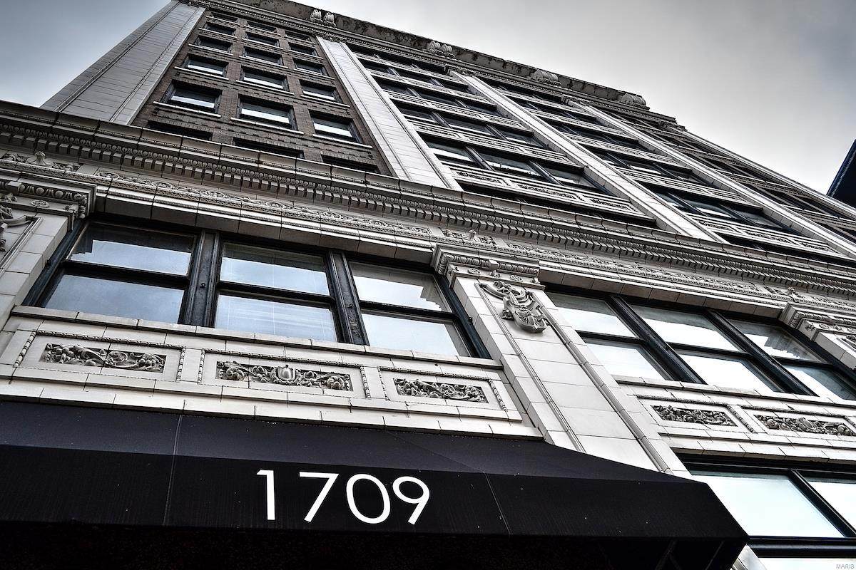 1709 Washington - Photo 1