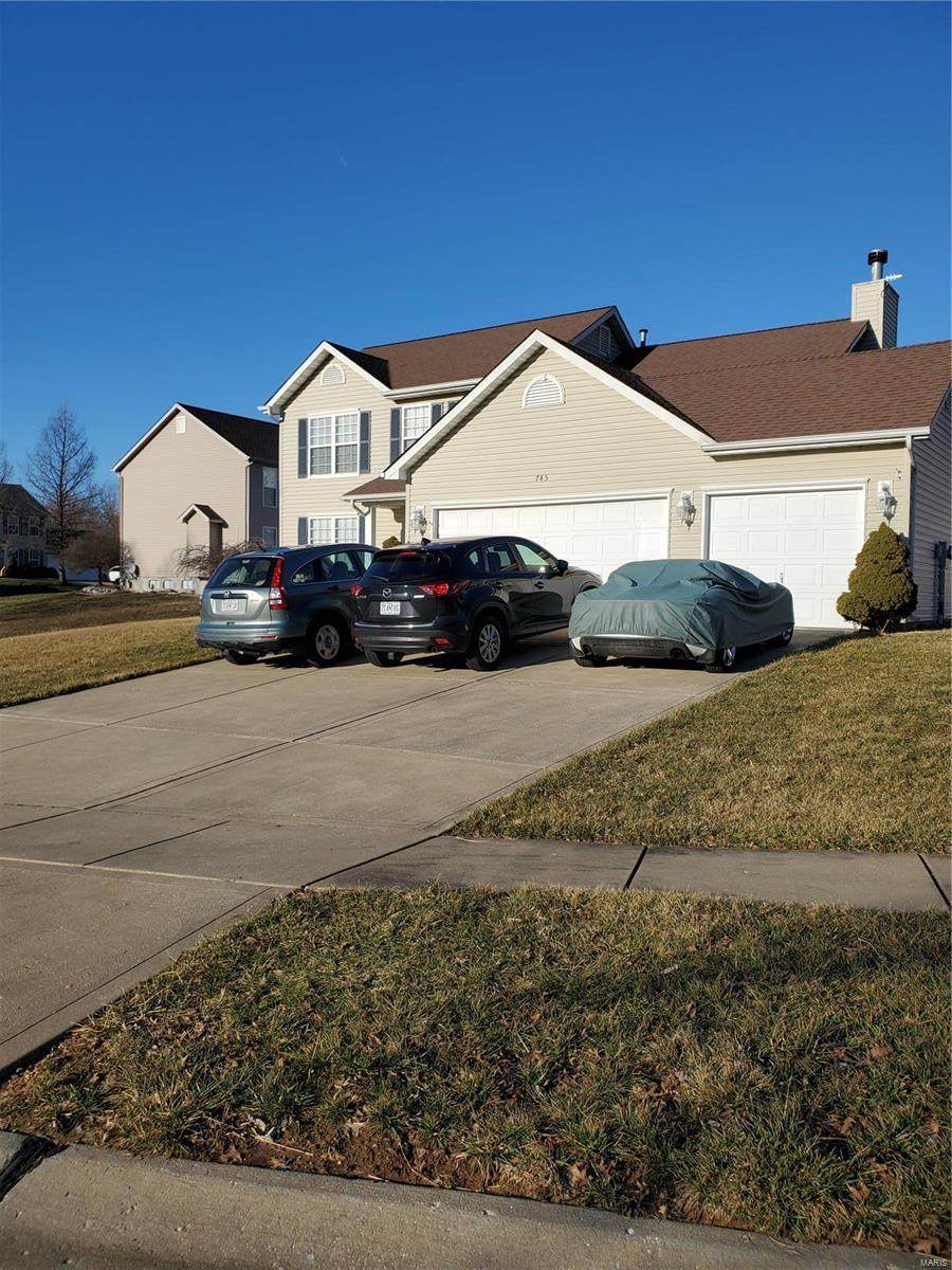 745 Longfellow - Photo 1