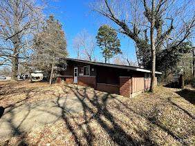 403 Cedarview - Photo 1