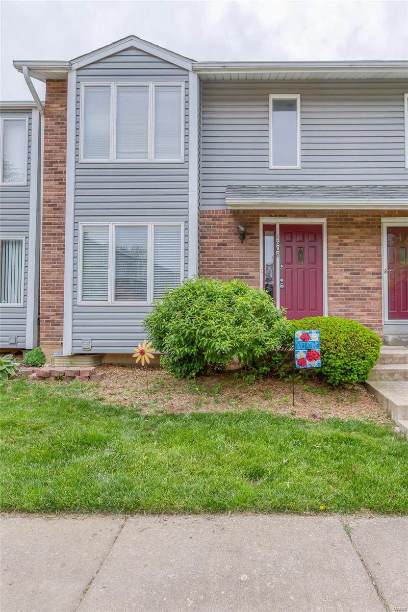 1608 Forest Hills Drive - Photo 1