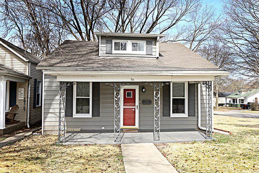 711 Fairfax Street - Photo 1